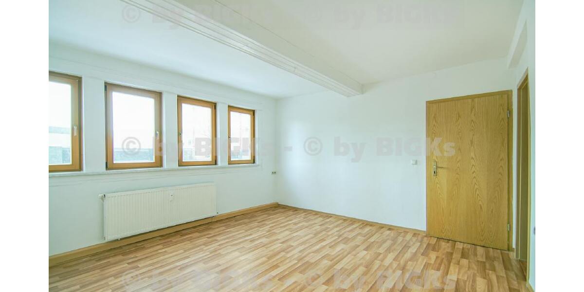 BIGKs - Suhl Mitte: 2 Zimmer Wohnung,sep.Küche,Duschebad (-;) 2 zimmer