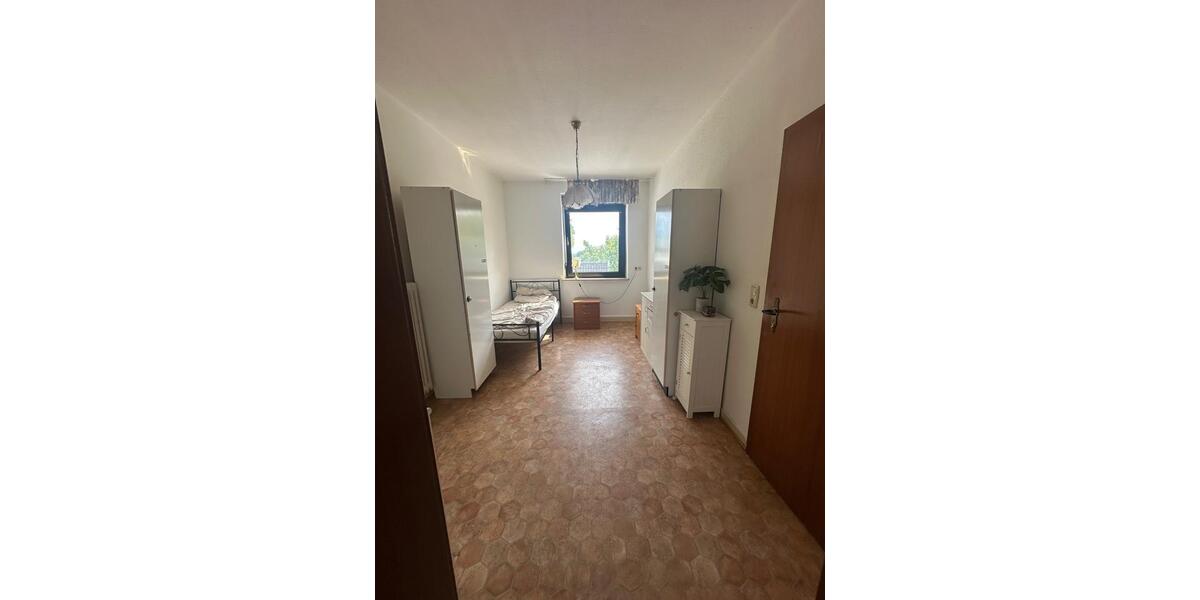 Doppelhaushälfte Linnich - 6 Zimmer, 153 m&sup2;, 1.250&euro; | Angebot:25864081