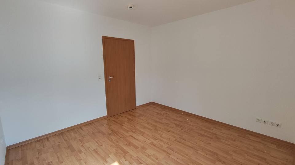 Etagenwohnung Erfurt - 3 Zimmer, 110 m&sup2;, 1.265&euro; | Angebot:26368259