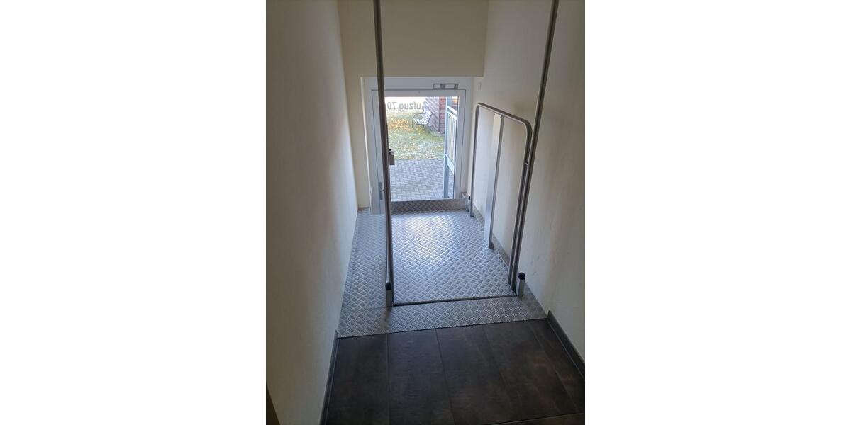 Hochparterre Lauta - 1.5 Zimmer, 38 m&sup2;, 360&euro; | Angebot:24700877