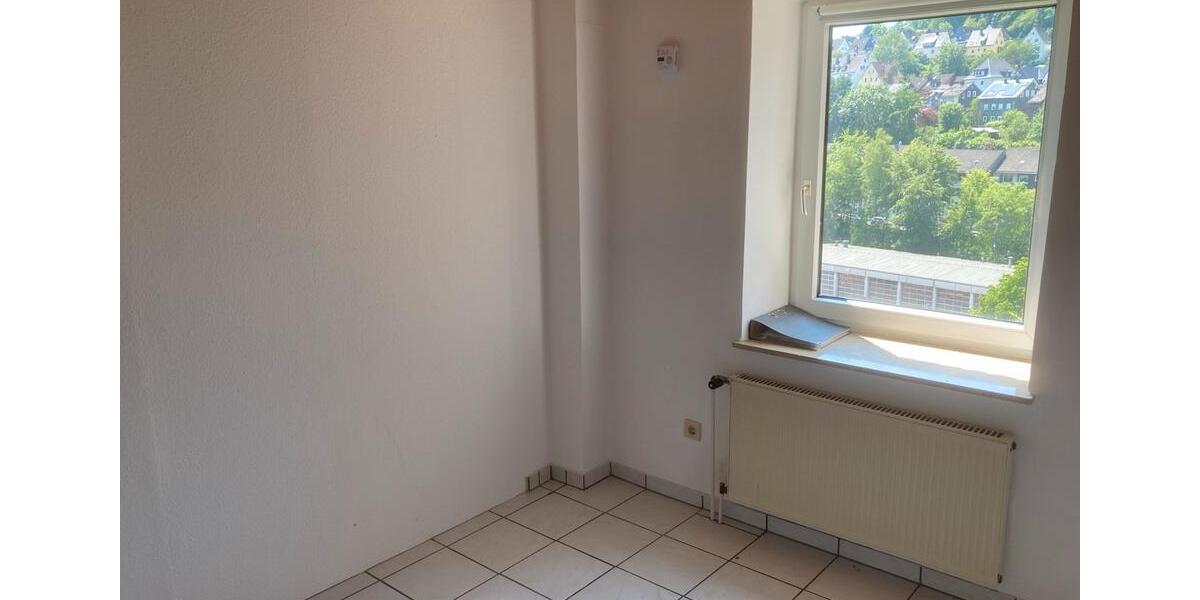 Preiswert und Zentral wohnen in Siegen Mietwohnung inkl. Küche 5 zimmer