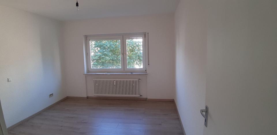 Etagenwohnung Nußloch - 2 Zimmer, 62 m&sup2;, 675&euro; | Angebot:26572382
