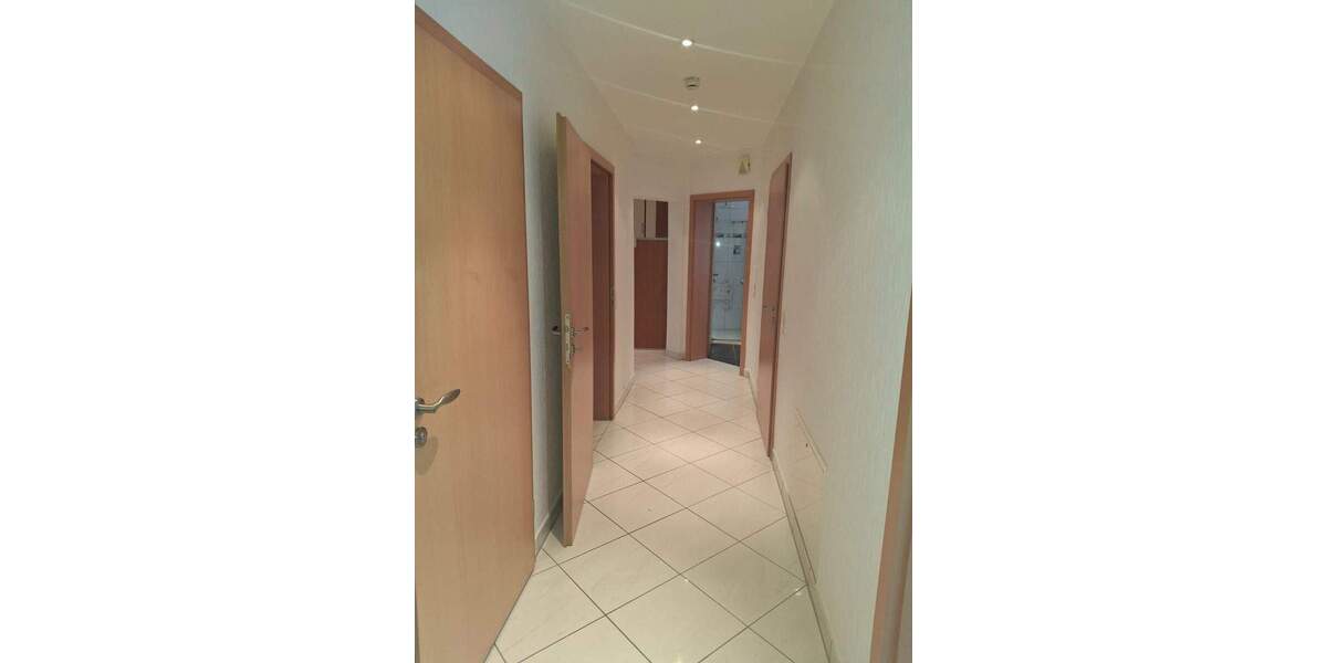 Etagenwohnung Bremerhaven Lehe - 3 Zimmer, 82 m&sup2;, 750&euro; | Angebot:24218814