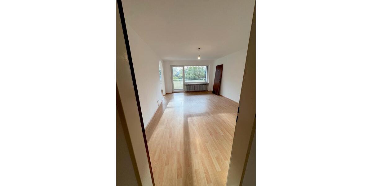 Etagenwohnung Kempten (Allgäu) - 2 Zimmer, 73 m&sup2;, 1.200&euro; | Angebot:26704334