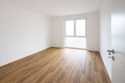 Wohnung Berlin Marzahn-Hellersdorf - 3 Zimmer, 71 m&sup2;, 817&euro; | Angebot:26994657
