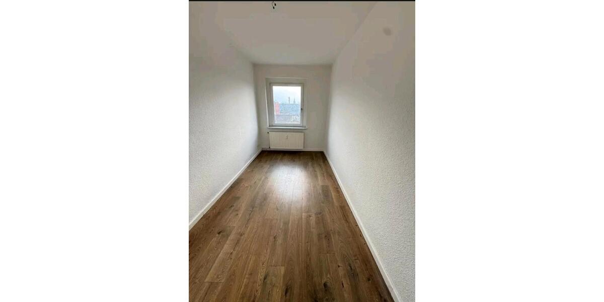 Etagenwohnung Forst (Lausitz) - 3 Zimmer, 76 m&sup2;, 730&euro; | Angebot:26001734