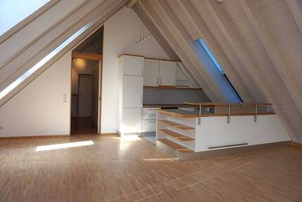 Wohnung Schramberg - 2 Zimmer, 88 m&sup2;, 800&euro; | Angebot:25707914