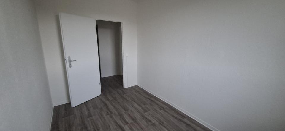 Etagenwohnung Parchim - 3 Zimmer, 58 m&sup2;, 430&euro; | Angebot:24914294