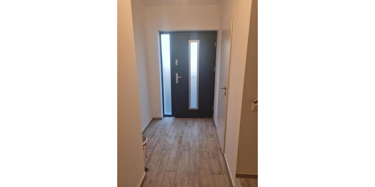 Etagenwohnung Geesthacht - 7 Zimmer, 150 m&sup2;, 1.600&euro; | Angebot:26689437
