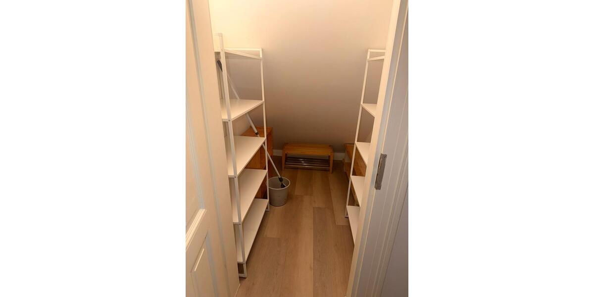 Dachgeschoßwohnung Alsdorf - 3 Zimmer, 92 m&sup2;, 830&euro; | Angebot:26131012