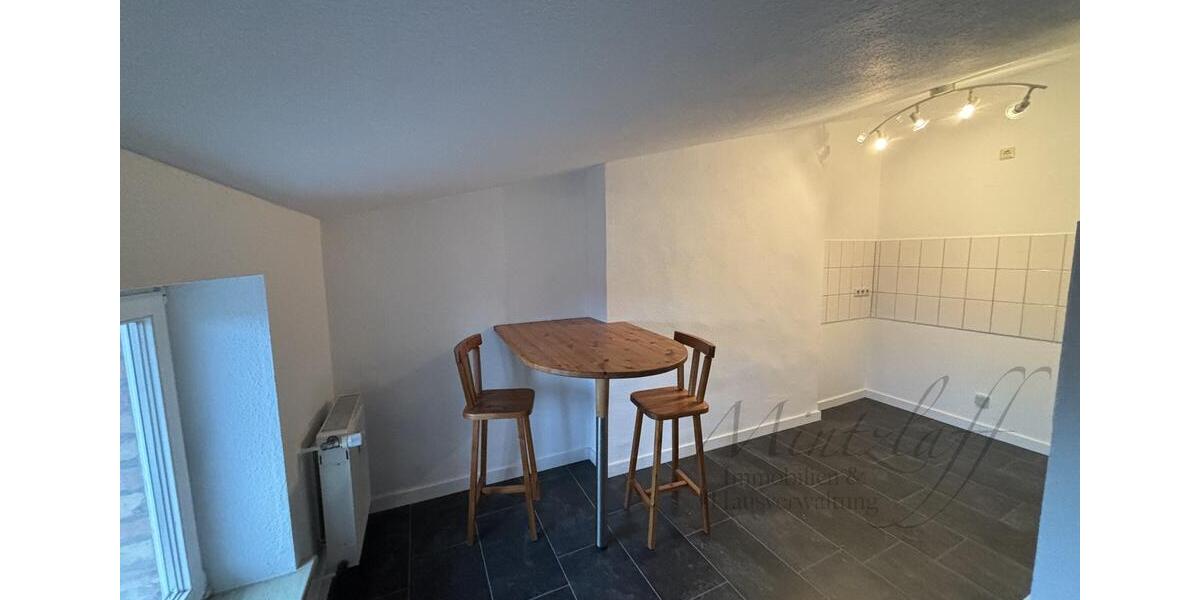 Dachgeschoßwohnung Stendal - 1.5 Zimmer, 53 m&sup2;, 368&euro; | Angebot:26008358