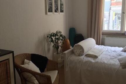 Gemütliches Zimmer in Altbau WG mit Garten 12 zimmer