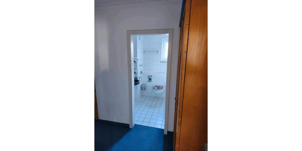 Wohnen auf Zeit Markt Schwaben - 30 Zimmer, 15 m&sup2;, 20&euro; | Angebot:24537078