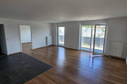 Wohnung Kemnath - 2 Zimmer, 66 m&sup2;, 780&euro; | Angebot:26621795