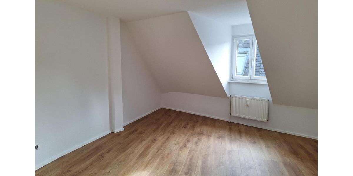 Dachgeschoßwohnung Kappeln - 4 Zimmer, 92 m&sup2;, 916&euro; | Angebot:25988438