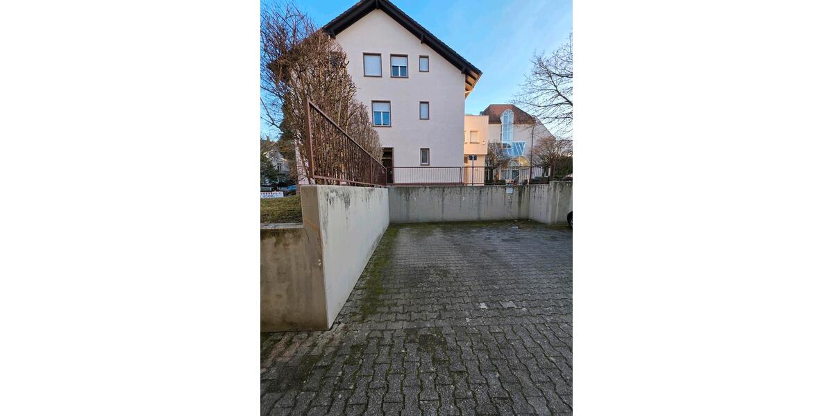 2-Zimmer-Wohnung mit EBK + Außenstellplatz – Zentral in Offenburg 2 zimmer