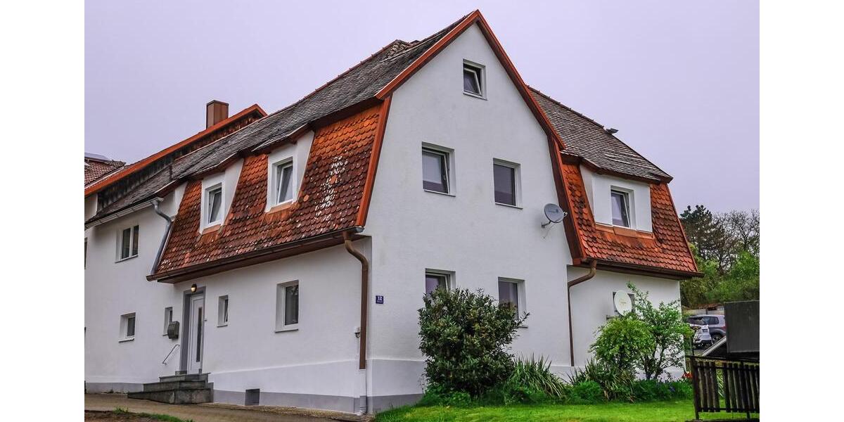 Etagenwohnung Grafenau Frauenberg - 4 Zimmer, 107 m&sup2;, 900&euro; | Angebot:26050510