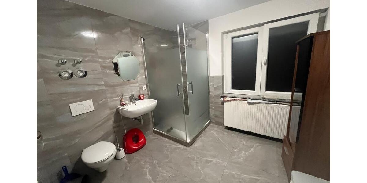 Etagenwohnung Alsfeld - 3 Zimmer, 84 m&sup2;, 930&euro; | Angebot:25287470