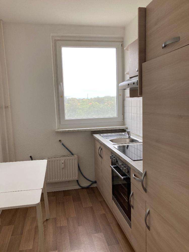 2 Zimmer Wohnung mit Einbauküche und Balkon 2 zimmer