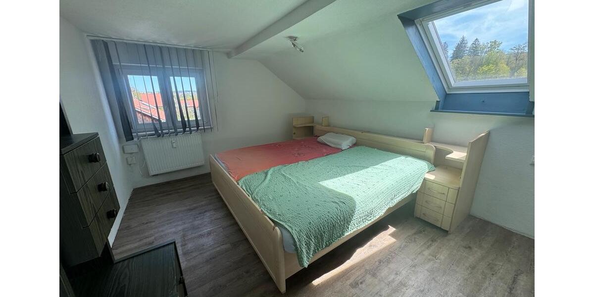 Dachgeschoßwohnung Kempten (Allgäu) Auf der Halde - 1 Zimmer, 15 m&sup2;, 450&euro; | Angebot:26375383
