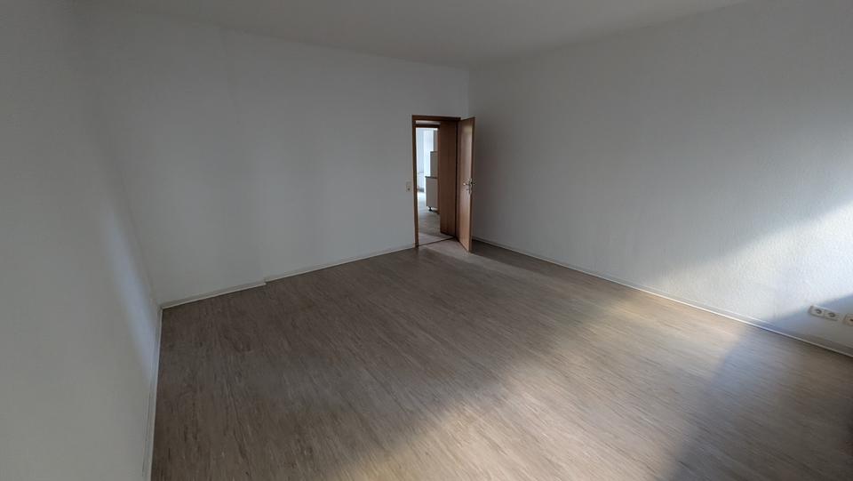 Erdgeschoßwohnung Magdeburg - 2 Zimmer, 69 m&sup2;, 500&euro; | Angebot:24508164