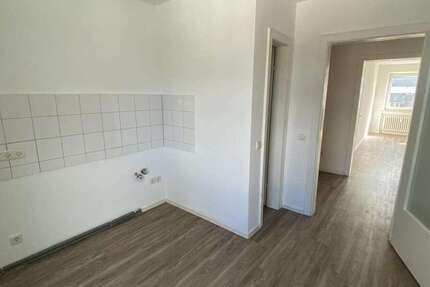 Wohnung Krefeld Krefeld-Mitte - 2 Zimmer, 67 m&sup2;, 685&euro; | Angebot:27108891