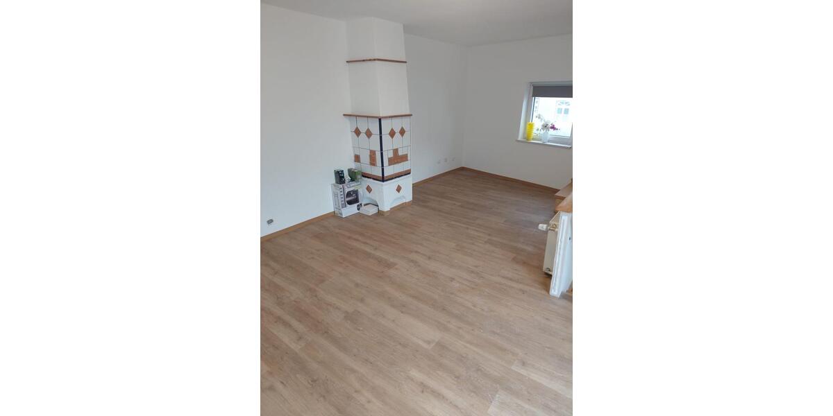Einfamilienhaus Wanfried - 5 Zimmer, 100 m&sup2;, 900&euro; | Angebot:26493859