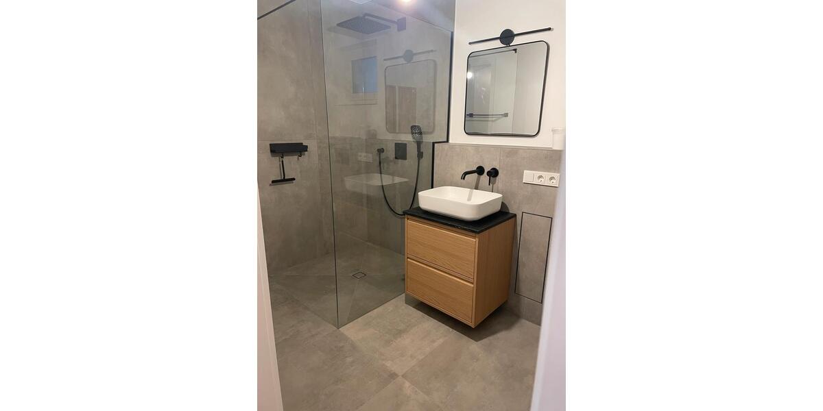 Erdgeschoßwohnung Kreuztal - 2 Zimmer, 76 m&sup2;, 998&euro; | Angebot:22931092