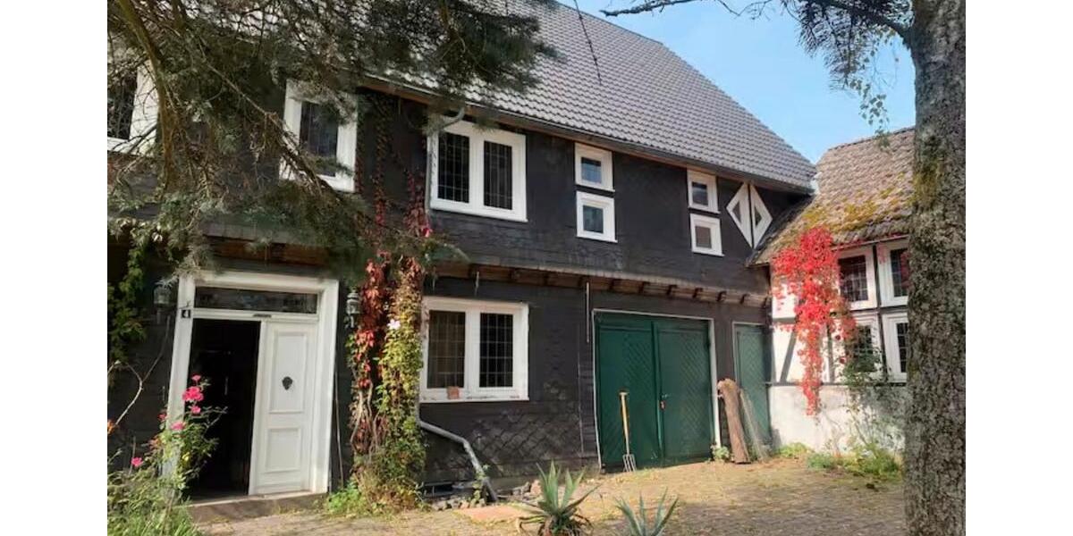 Einfamilienhaus Allendorf (Eder) - 7 Zimmer, 100 m&sup2;, 800&euro; | Angebot:24217675