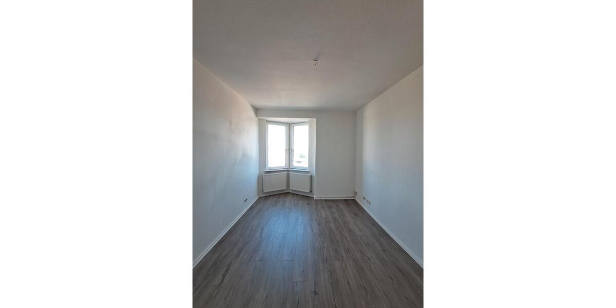 Etagenwohnung Bremerhaven Mitte - 3 Zimmer, 70 m&sup2;, 375&euro; | Angebot:26534544