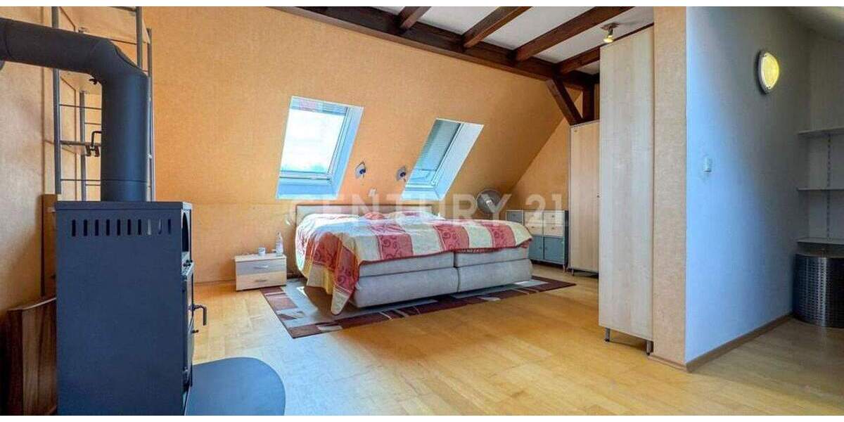 Etagenwohnung Itzgrund (Kaltenbrunn) Kaltenbrunn - 6 Zimmer, 148 m&sup2;, 1.200&euro; | Angebot:25103031