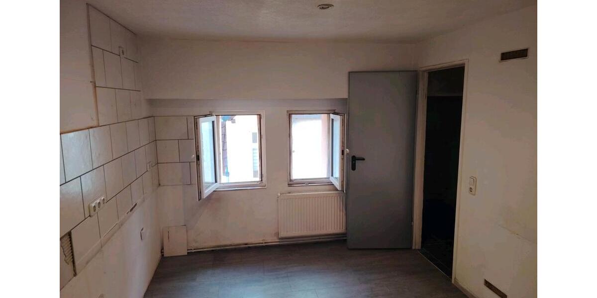 Dachgeschoßwohnung Hannover Linden-Limmer - 2 Zimmer, 68 m&sup2;, 670&euro; | Angebot:25989958