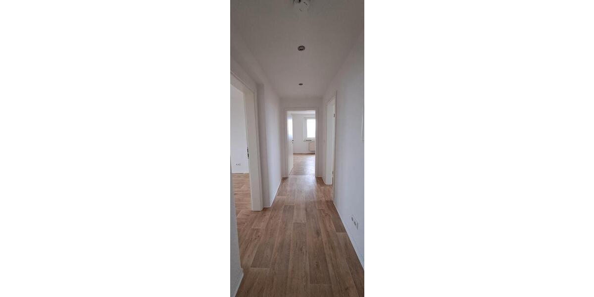 Etagenwohnung Fehrbellin - 3 Zimmer, 66 m&sup2;, 524&euro; | Angebot:26252007