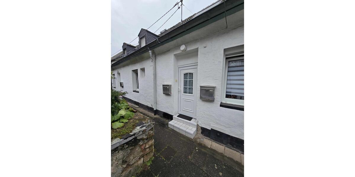 Etagenwohnung Sulzbach (Saar) - 3 Zimmer, 50 m&sup2;, 400&euro; | Angebot:26413180
