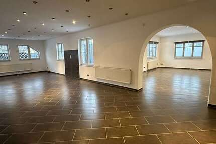 Wohnung zum Mieten in Engelskirchen 1.500 € 300 m²