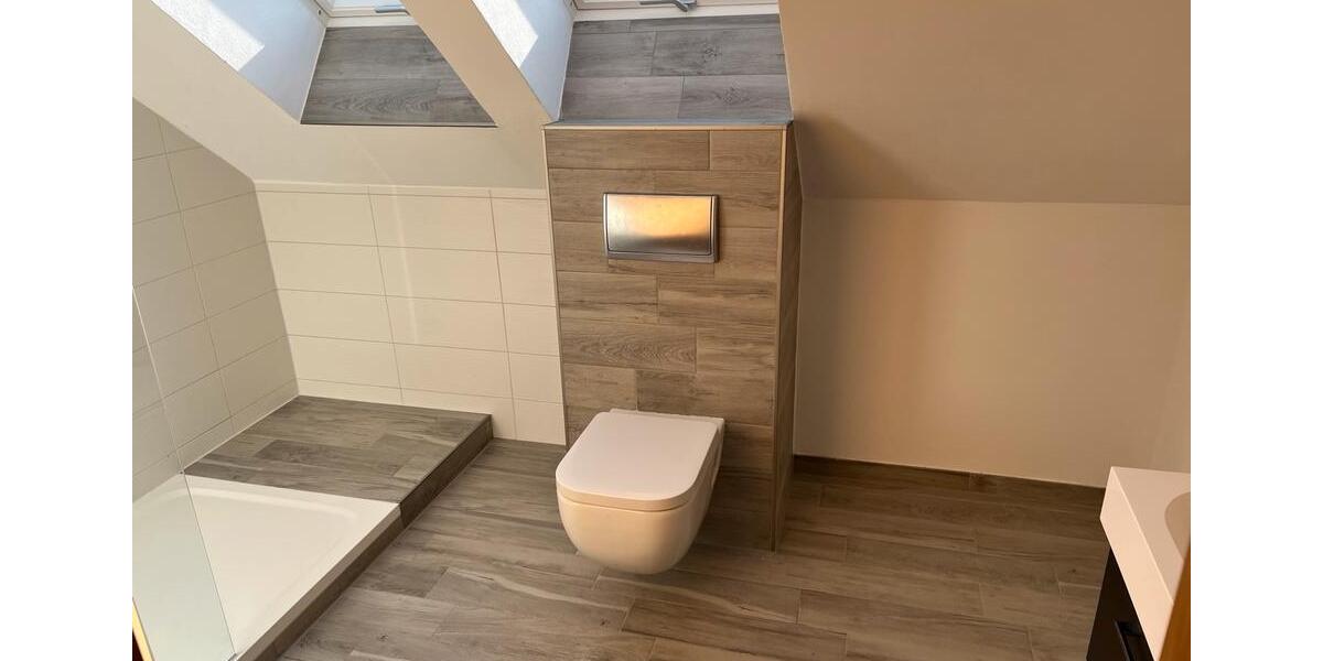 Dachgeschoßwohnung Lichtentanne - 2 Zimmer, 58 m&sup2;, 510&euro; | Angebot:26214262