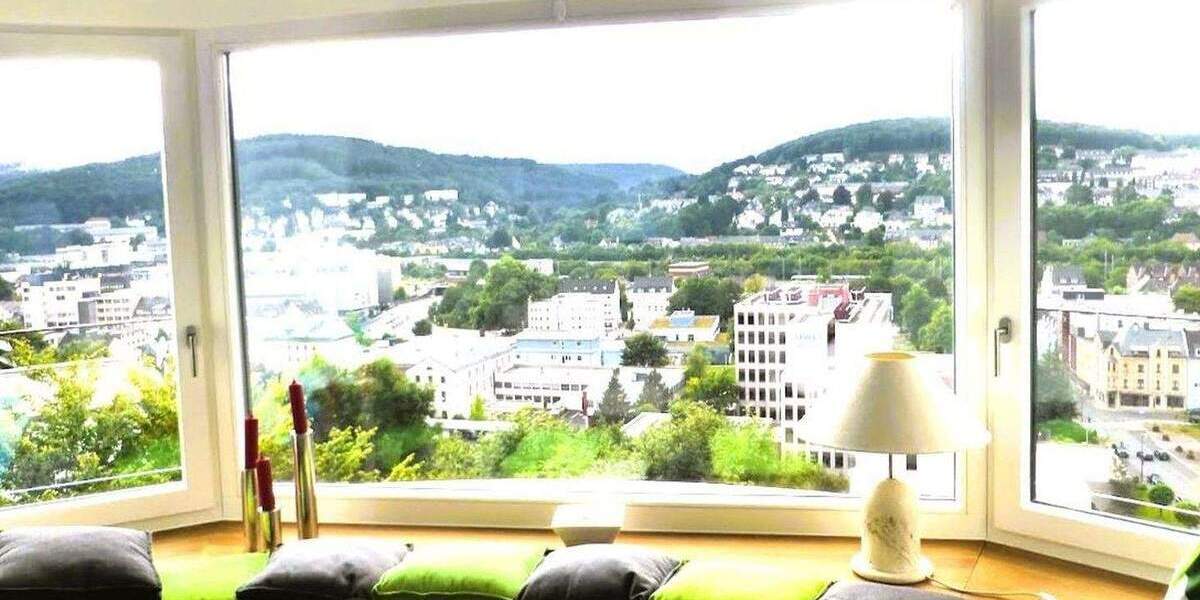 Etagenwohnung Siegen - 4 Zimmer, 154 m&sup2;, 1.960&euro; | Angebot:25052892