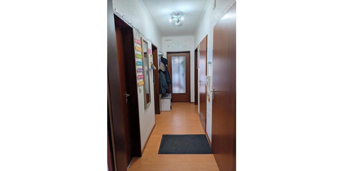 Etagenwohnung Oerlenbach - 3 Zimmer, 65 m&sup2;, 480&euro; | Angebot:25987737