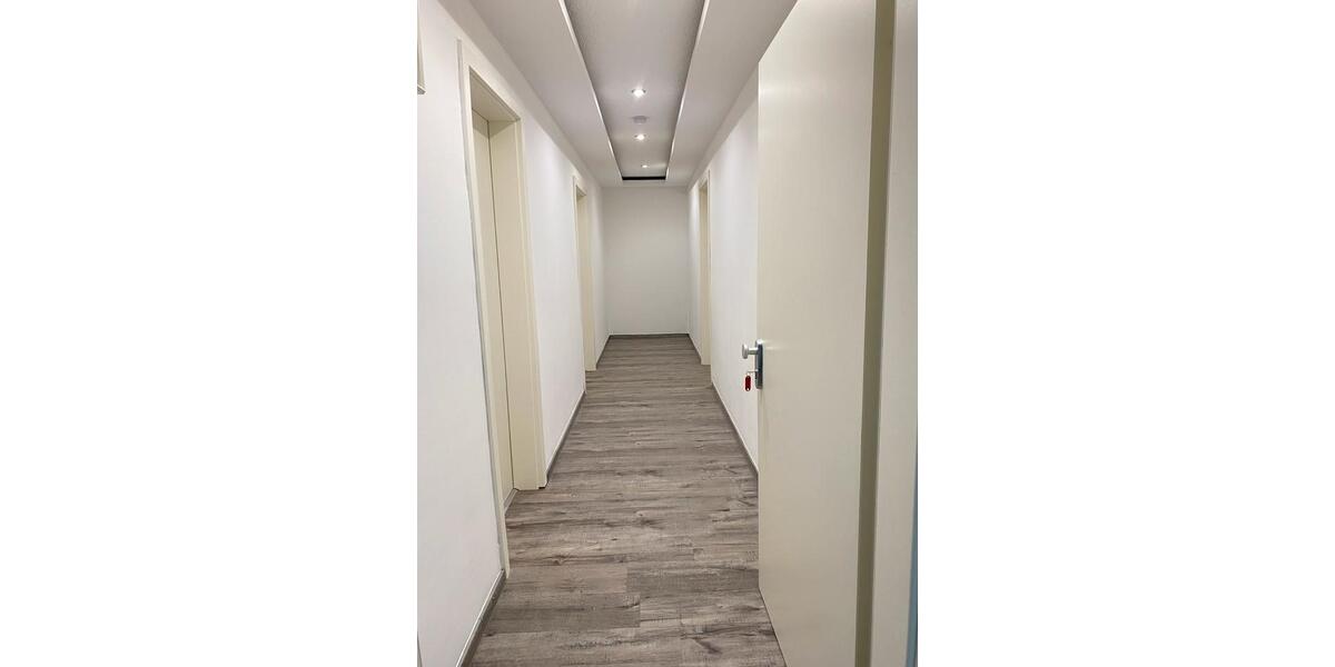 Dachgeschoßwohnung Mettlach - 2 Zimmer, 50 m&sup2;, 600&euro; | Angebot:25907068