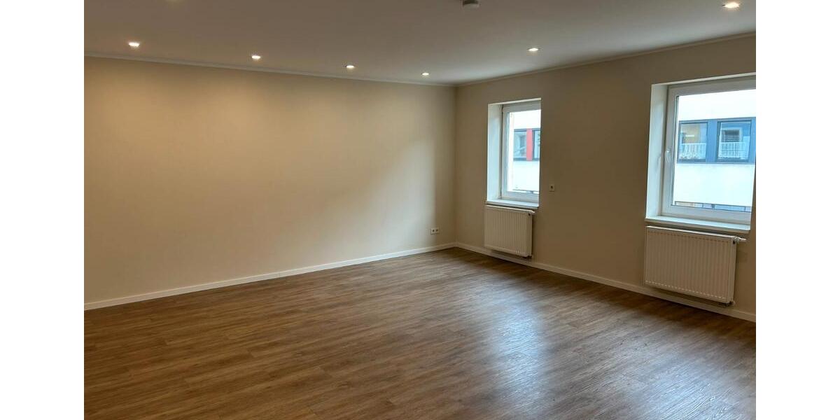 Etagenwohnung Saarbrücken Brebach-Fechingen - 3 Zimmer, 90 m&sup2;, 765&euro; | Angebot:25992795