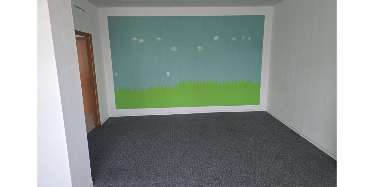 Etagenwohnung Waltershausen - 4 Zimmer, 134 m&sup2;, 938&euro; | Angebot:25756358