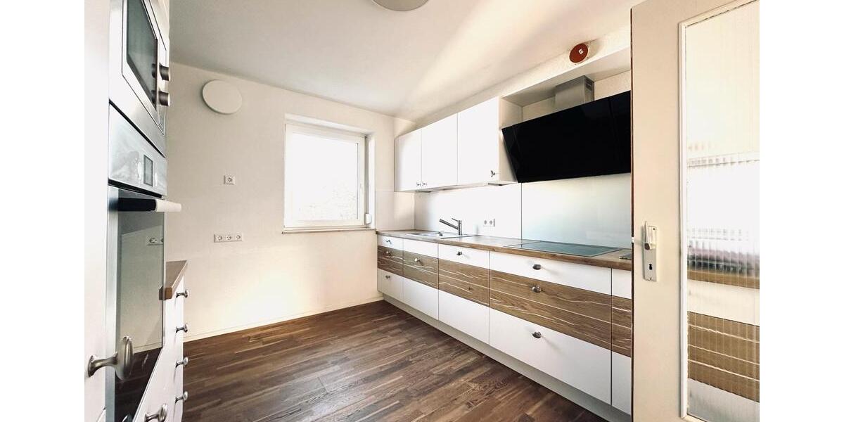 Etagenwohnung Salach - 3 Zimmer, 105 m&sup2;, 1.250&euro; | Angebot:24600210