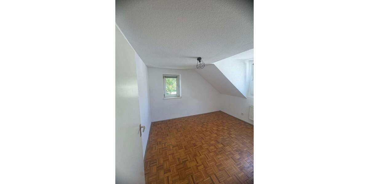Etagenwohnung Krefeld - 2 Zimmer, 35 m&sup2;, 420&euro; | Angebot:26956310