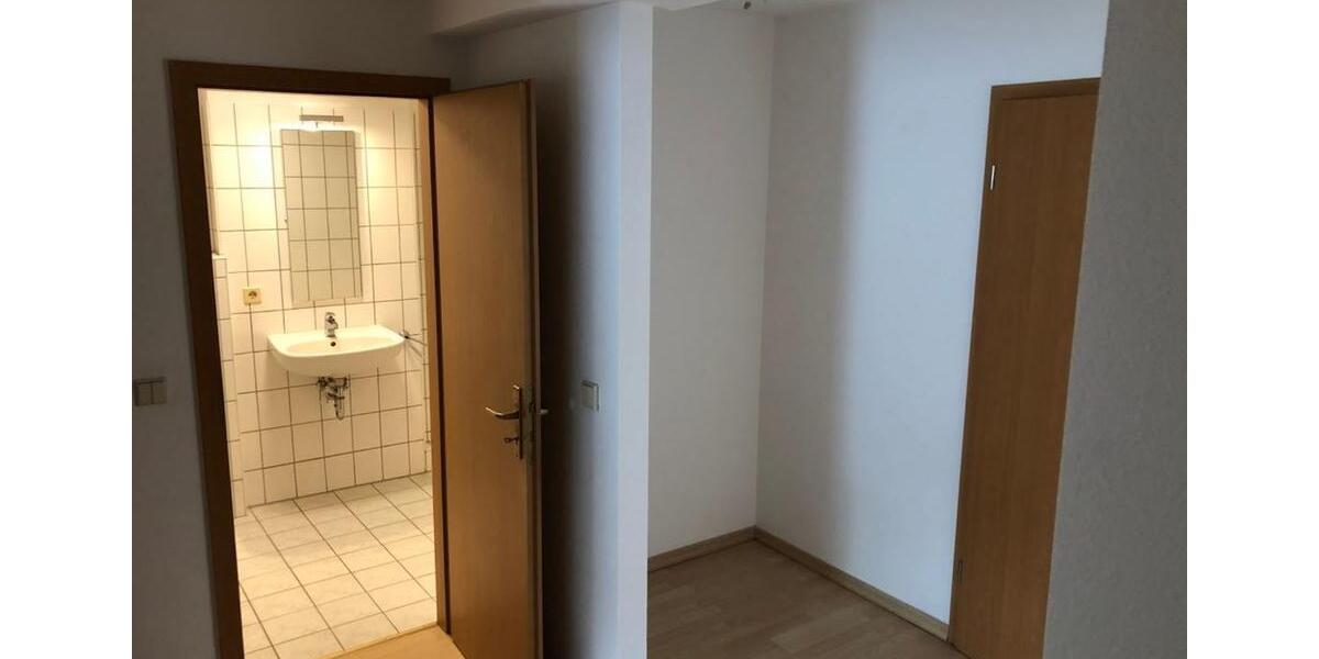 Dachgeschoßwohnung Magdeburg Lemsdorf - 3 Zimmer, 71 m&sup2;, 330&euro; | Angebot:25570827
