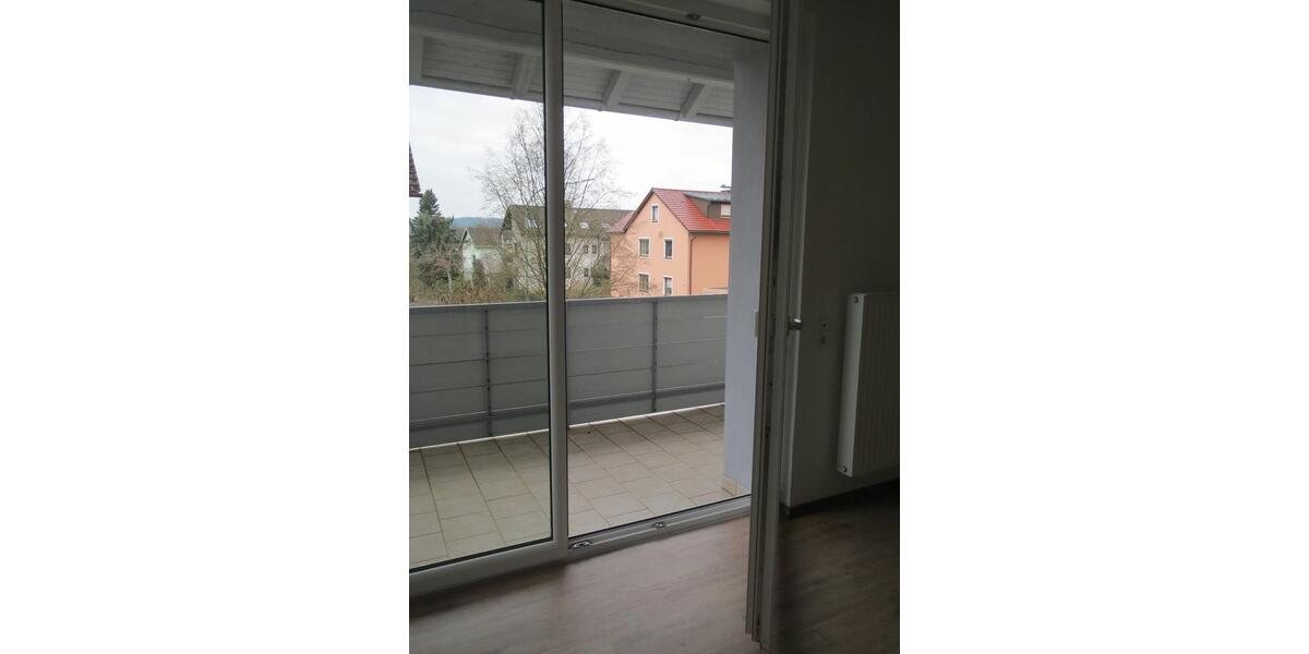 Etagenwohnung Waldershof - 2 Zimmer, 62 m&sup2;, 460&euro; | Angebot:26688623
