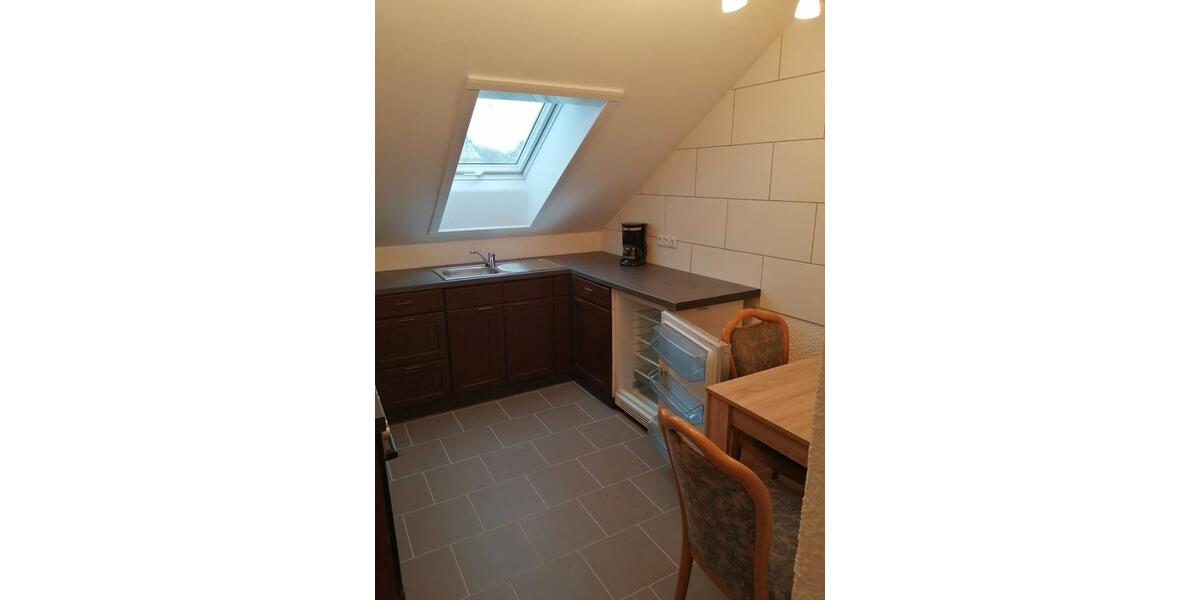 Dachgeschoßwohnung Singen (Hohentwiel) - 3 Zimmer, 65 m&sup2;, 1.180&euro; | Angebot:25988241