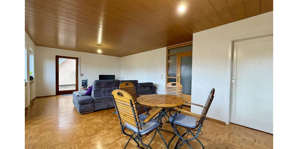 Etagenwohnung Horb am Neckar - 4 Zimmer, 105 m&sup2;, 850&euro; | Angebot:26102945