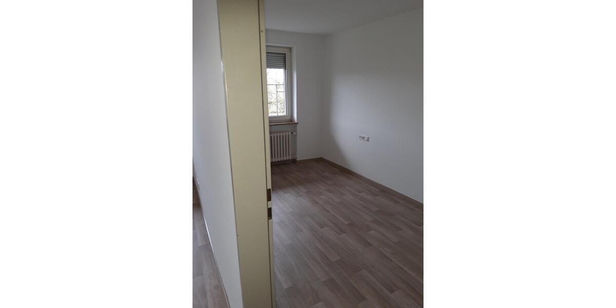 Etagenwohnung Dettelbach - 2 Zimmer, 40 m&sup2;, 580&euro; | Angebot:24414110