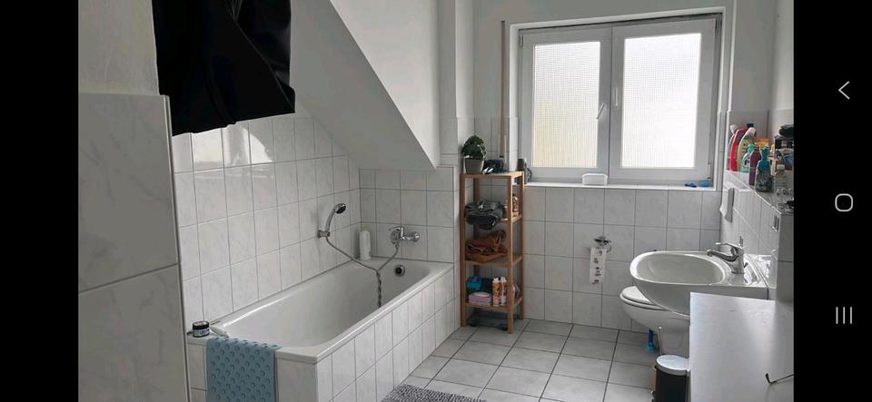 Dachgeschoßwohnung Plettenberg - 3 Zimmer, 78 m&sup2;, 444&euro; | Angebot:25725330