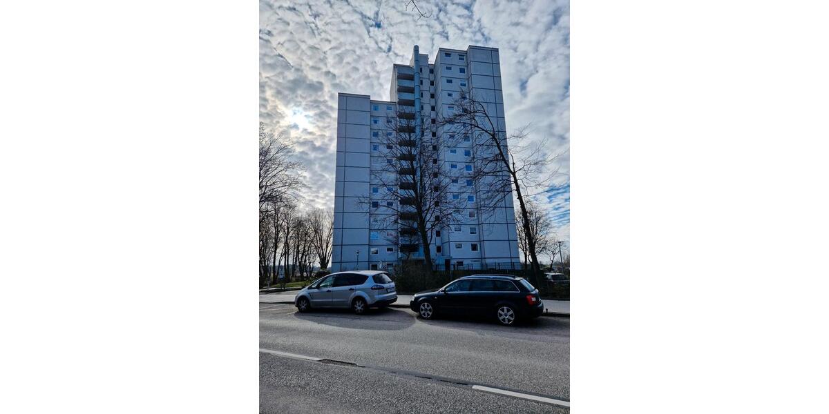 Etagenwohnung Uetersen - 3 Zimmer, 77 m&sup2;, 975&euro; | Angebot:25353772